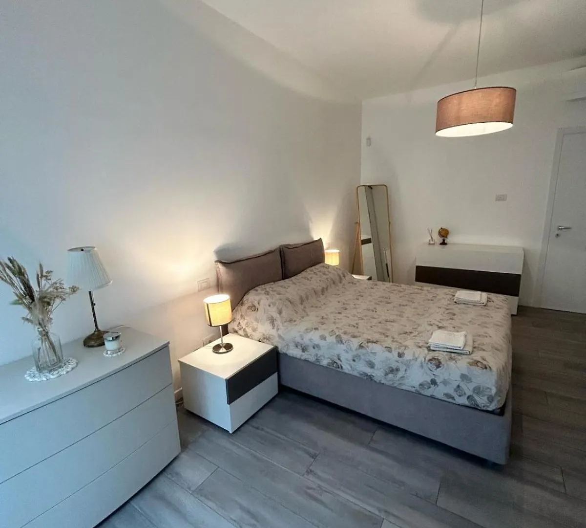 Giuseppe&Carolina Citylife Lux Appartment Fiera Milano Milan